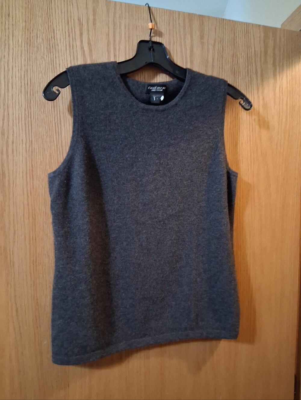 Lord & Taylor charcoal gray, 100% cashmere knit pullover swester vest